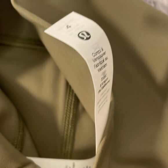 LULULEMON Align 6” Bike Shorts BRONZE GREEN Sage 4 HIGH RISE Nulu size 4 nwt - Picture 5 of 6